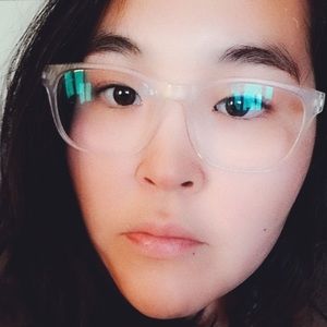 Meet your Posher, Vikki